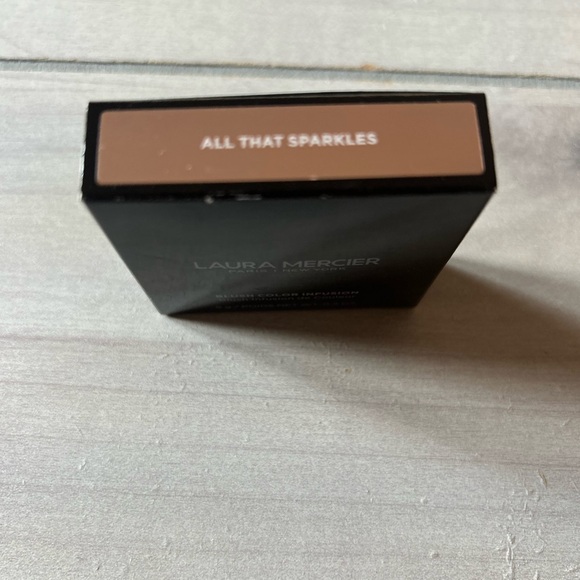 Laura Mercier RoseGlow Blush Color Infusion All That Sparkles Full Size Blush - Picture 5 of 6